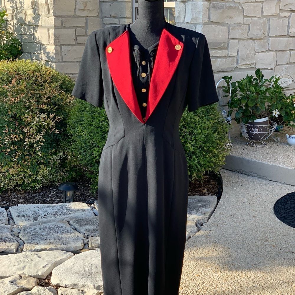 𝅺Vintage Chaus Black‎ and Red Dress size 8